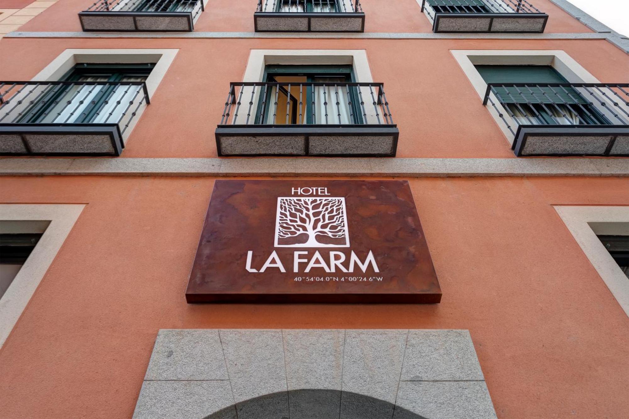 Hospedium Hotel La Farm San Ildefonso エクステリア 写真